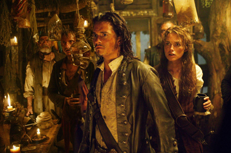Pirates_of_the_Caribbean_Dead_Mans_Chest - 12 - Orlando_Bloom Keira_Knightley Mackenzie_Crook